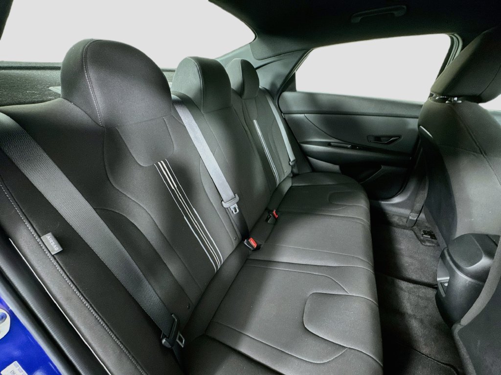 Used 2025 Hyundai Elantra Sport FWD image 26