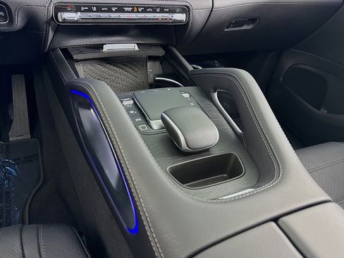 Certified 2025 Mercedes-Benz GLE 350 4MATIC image 6