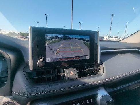 Used 2025 Toyota RAV4 XLE FWD image 16