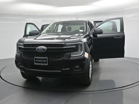 New 2025 Ford Ranger XL image 28