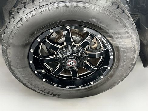 Used 2016 Toyota 4Runner SR5 image 11