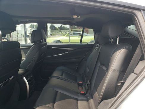 Used 2014 BMW 550i Gran Turismo xDrive AWD/4WD image 13