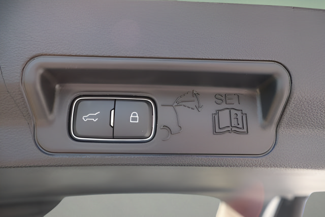 New 2026 Ford Explorer Active AWD/4WD image 10