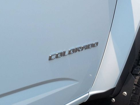 Used 2021 Chevrolet Colorado ZR2 w/ ZR2 Dusk Special Edition AWD/4WD image 28