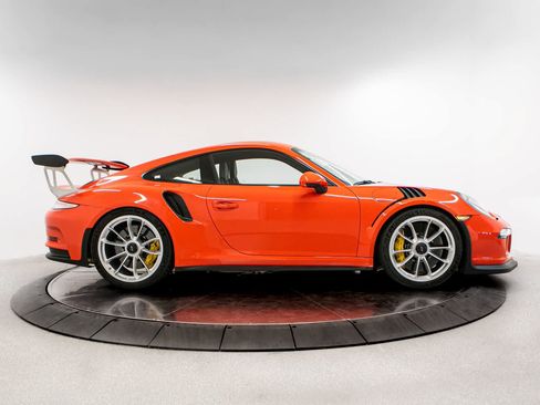 Used 2016 Porsche 911 GT3 RS RWD image 8