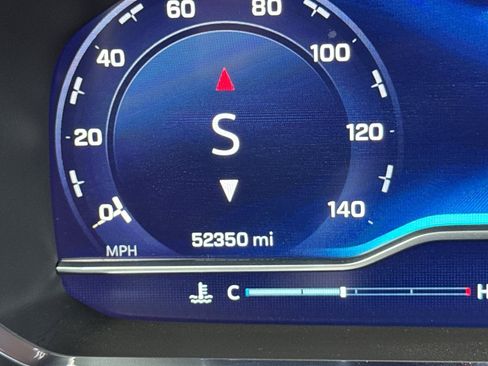 Used 2022 Chevrolet Tahoe RST image 25