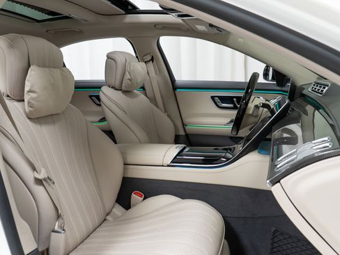 Certified 2023 Mercedes-Benz S 500 S 500 4MATIC w/ AMG Line image 22