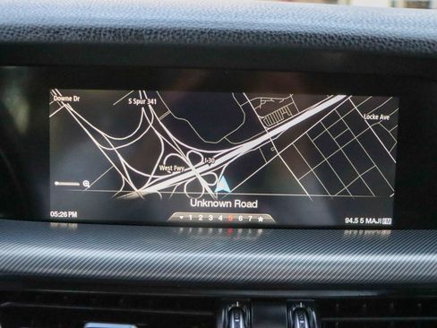 Used 2018 Alfa Romeo Stelvio Ti Sport image 33