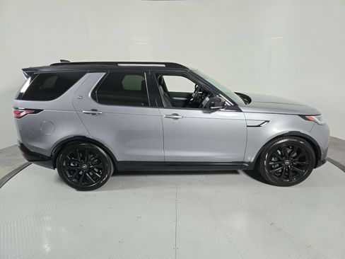 Used 2026 Land Rover Discovery Limited Edition AWD/4WD image 6