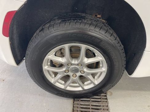 Used 2022 Chrysler Pacifica Touring-L FWD image 32
