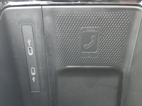 New 2026 Volkswagen ID.4 Pro S AWD/4WD image 13