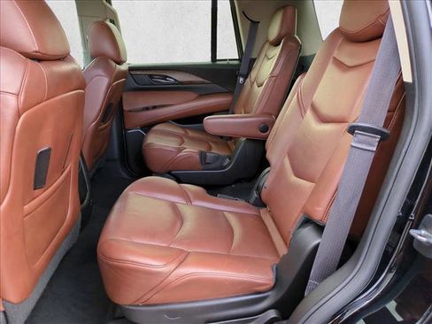 Used 2015 Cadillac Escalade Premium AWD/4WD image 20