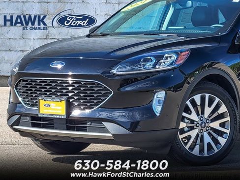 Certified 2021 Ford Escape Titanium w/ Class II Trailer Tow Package AWD/4WD image 2