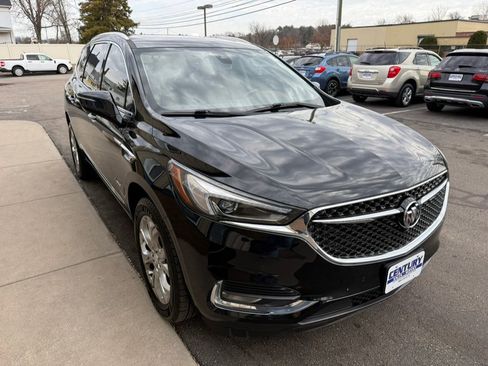 Used 2018 Buick Enclave Avenir w/ Avenir Technology Package image 11