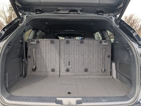 Used 2023 Toyota Highlander XSE image 17