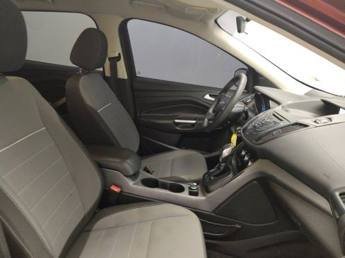Used 2014 Ford Escape SE FWD image 21