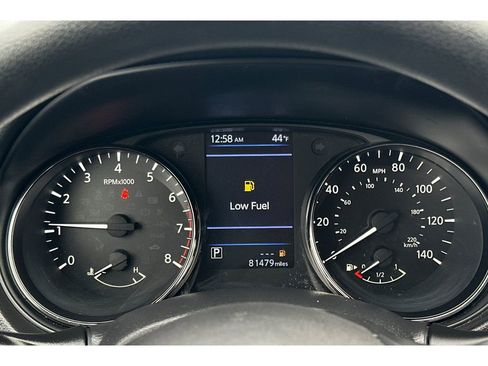 Used 2021 Nissan Rogue Sport S image 24