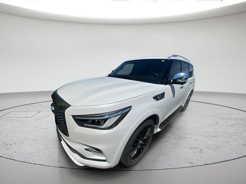 Used 2023 INFINITI QX80 Sensory w/ Cargo Package AWD/4WD image 4