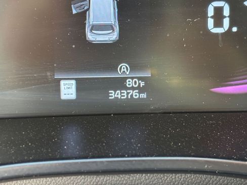 Used 2025 Kia Soul LX w/ LX Technology Package FWD image 38