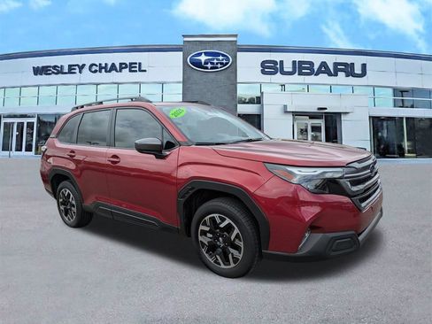 Used 2025 Subaru Forester Premium w/ Convenience Package #1 image 1