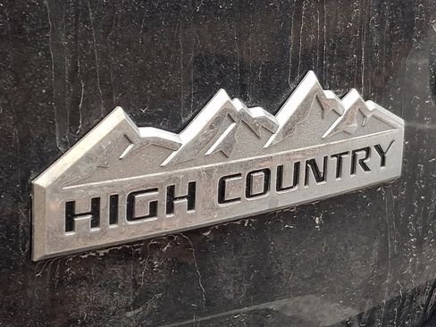 Used 2019 Chevrolet Traverse High Country image 8