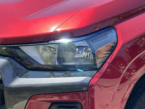 Used 2023 Chevrolet Colorado LT w/ LT Convenience Package RWD image 9
