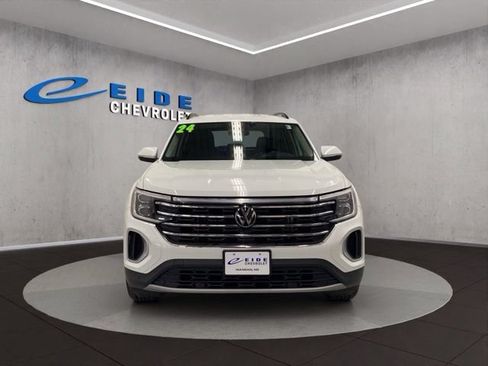 Used 2024 Volkswagen Atlas SE AWD/4WD image 9