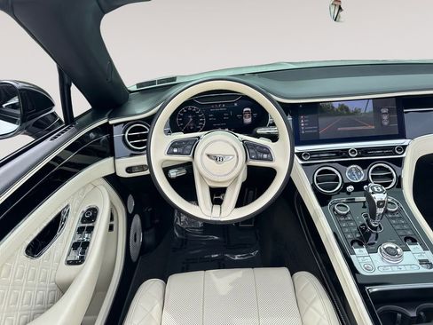 Used 2022 Bentley Continental GT AWD/4WD image 12