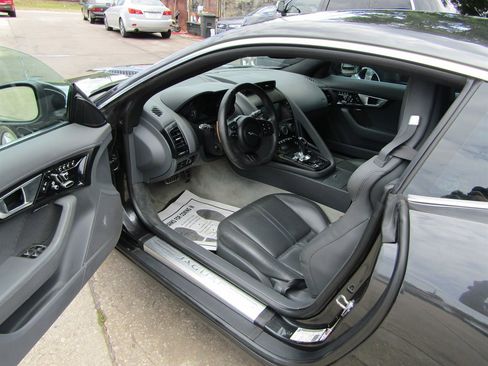 Used 2015 Jaguar F-TYPE S image 8