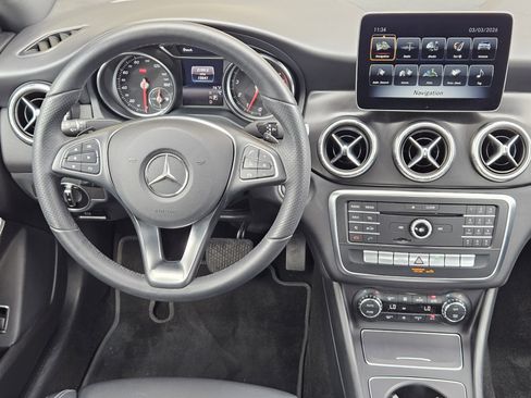 Used 2019 Mercedes-Benz CLA 250 image 26