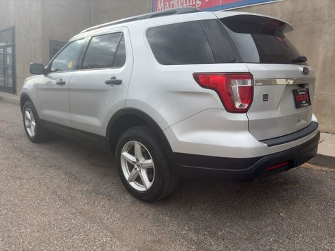 Used 2018 Ford Explorer 4WD image 8