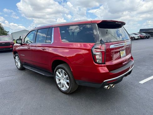 Used 2023 Chevrolet Suburban High Country w/ Max Trailering Package image 3