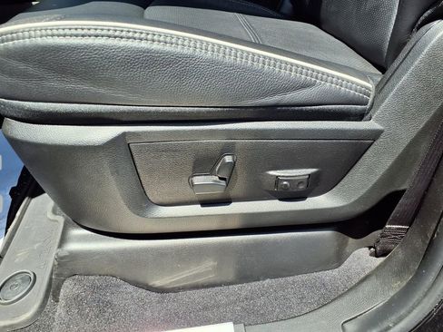Certified 2025 RAM 3500 Limited AWD/4WD image 24