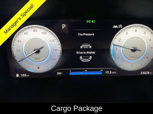 Used 2023 Hyundai Santa Fe SEL w/ Premium Package AWD/4WD image 4