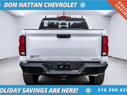 Used 2024 Chevrolet Colorado ZR2 w/ ZR2 Convenience Package III image 36