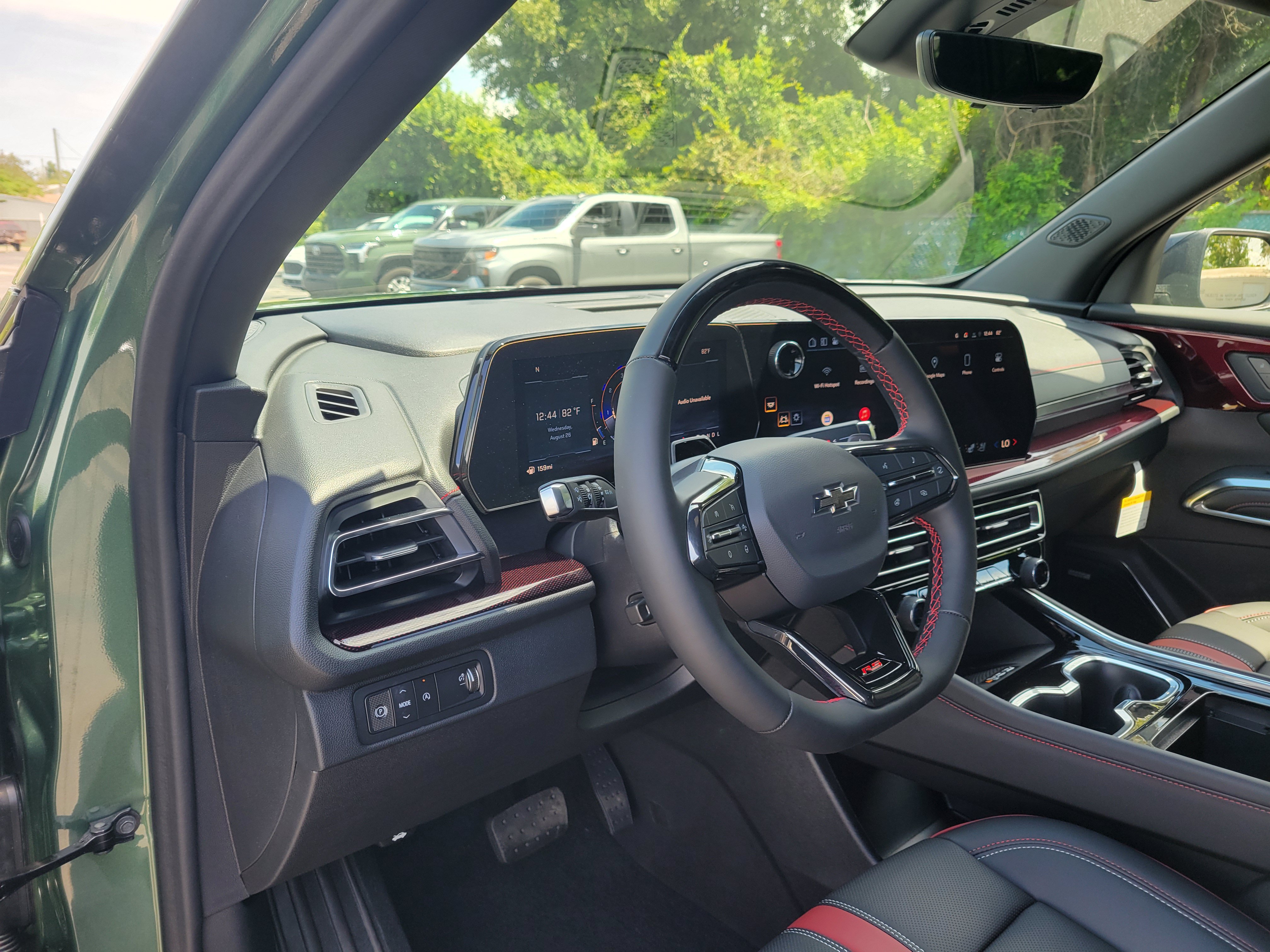 New 2027 Chevrolet Traverse RS FWD image 29