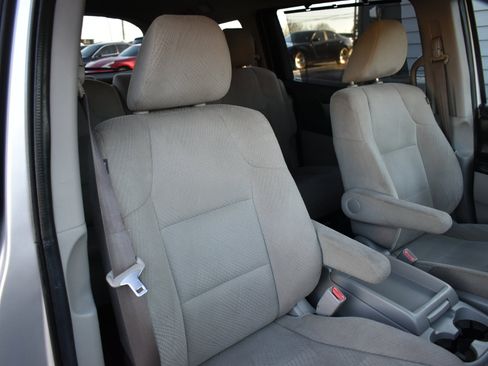 Used 2014 Honda Odyssey EX image 33