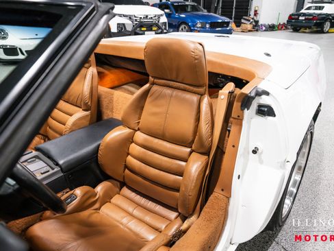 Used 1991 Chevrolet Corvette Convertible RWD image 16