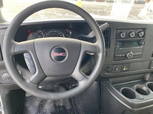 Used 2017 GMC Savana 2500 image 7