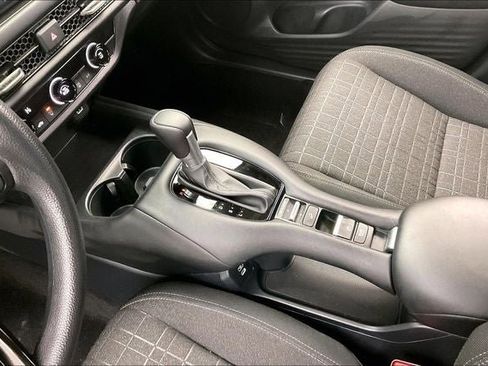Certified 2024 Honda HR-V LX image 15