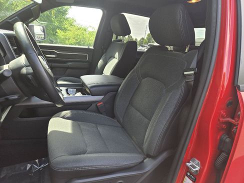 Used 2021 RAM 1500 Big Horn AWD/4WD image 12