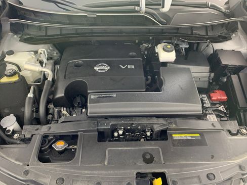 Used 2024 Nissan Murano SV w/ SV Midnight Edition Package image 11