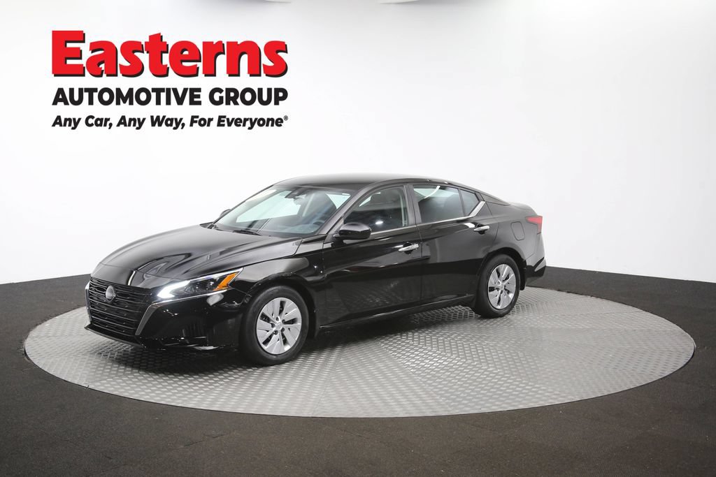 Used 2023 Nissan Altima 2.5 S FWD image 57