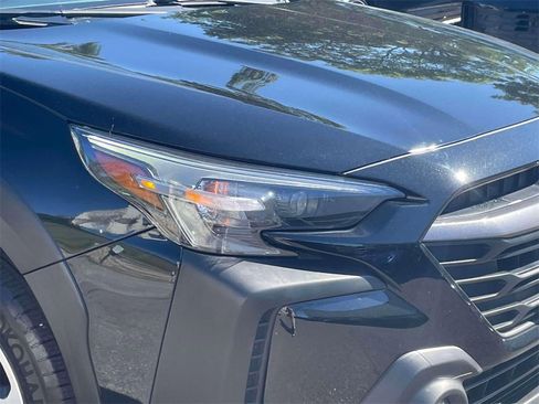 Certified 2023 Subaru Outback Premium image 10