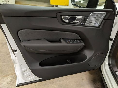 New 2026 Volvo XC60 T8 Polestar w/ Protection Package Premier AWD/4WD image 9