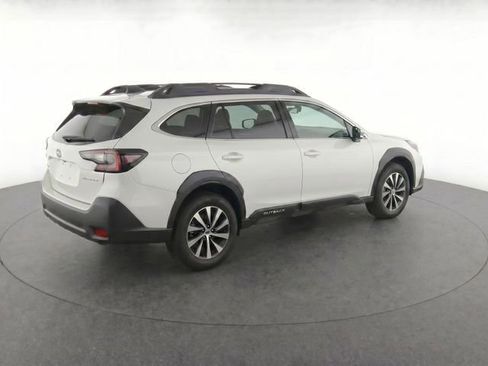 Certified 2024 Subaru Outback Premium AWD/4WD image 7