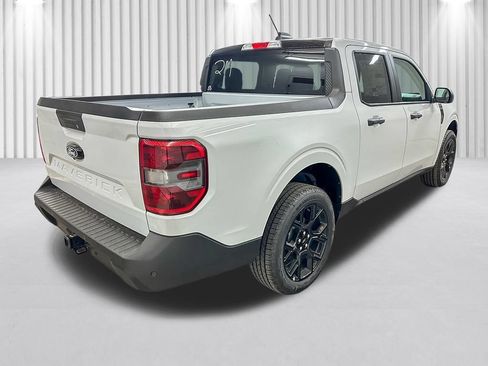 New 2026 Ford Maverick XLT w/ Equipment Group 301A AWD/4WD image 5