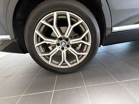 Used 2020 BMW X7 xDrive40i w/ Cold Weather Package AWD/4WD image 9