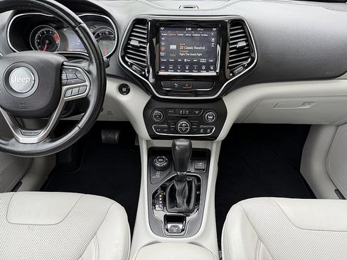 Used 2020 Jeep Cherokee Limited AWD/4WD image 13