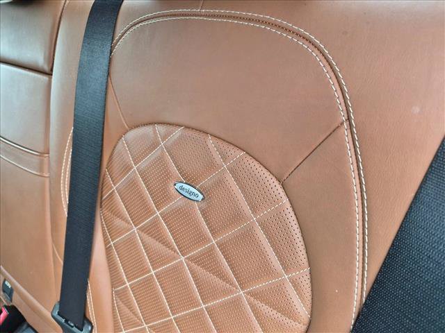 Used 2018 Mercedes-Benz C 300 4MATIC Sedan image 14